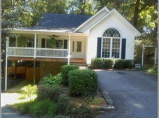 7 Nova St, Taylors, SC 29687