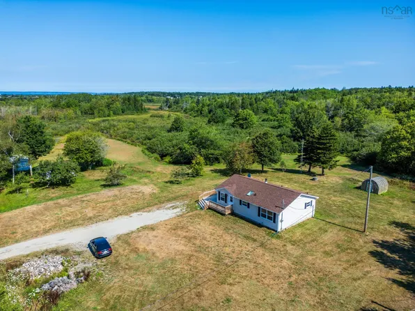 361 Amirault Rd, Saulnierville, NS B0W 2Z0
