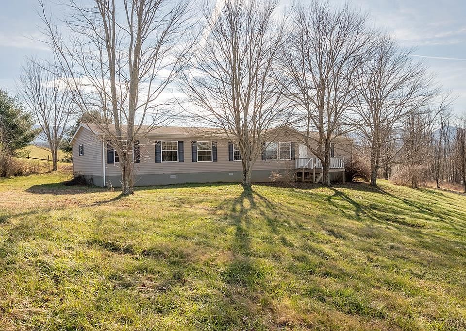1st image of 892 Country Ln