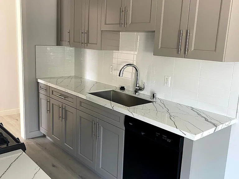 11775 Gateway Blvd #8 — Photo 15