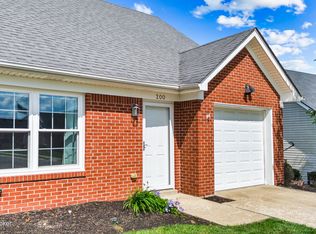 200 Woodpointe Ct, Mount Washington, KY 40047