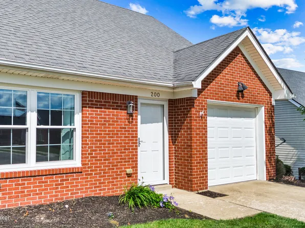 200 Woodpointe Ct, Mount Washington, KY 40047