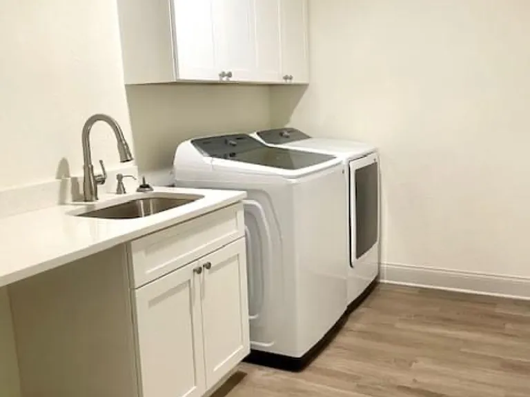 427 Petteway Dr — Photo 10