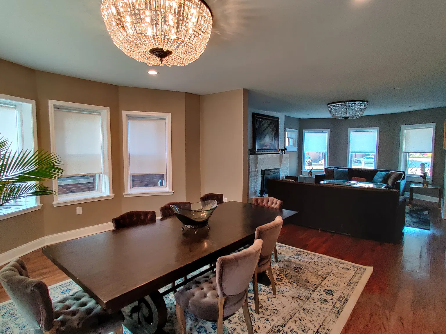 4 bed, 3.5 bath, 3500 sqft, $4,200 — Photo 3