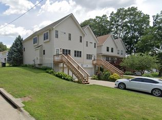 1727 N 57th Ave, Omaha, NE 68104