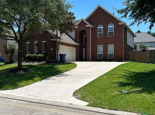 8910 Sailing Dr, Humble, TX 77346