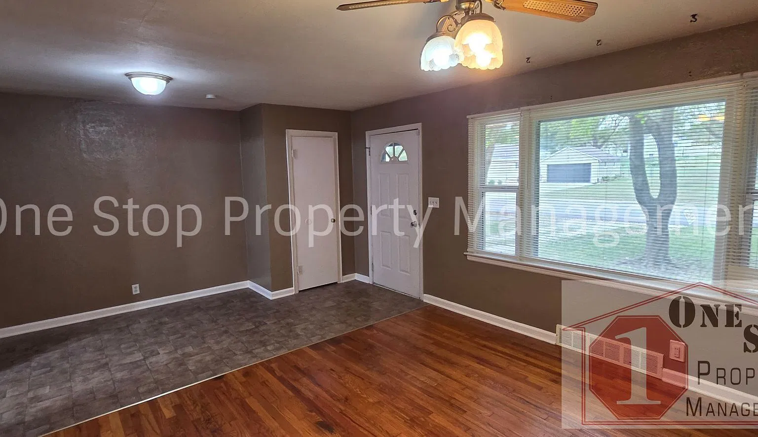 Fantastic 3 bedroom, 1 bathroom home in Blue Springs — Photo 4