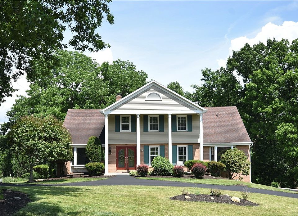 1st image of 1733 Hathaway Ln