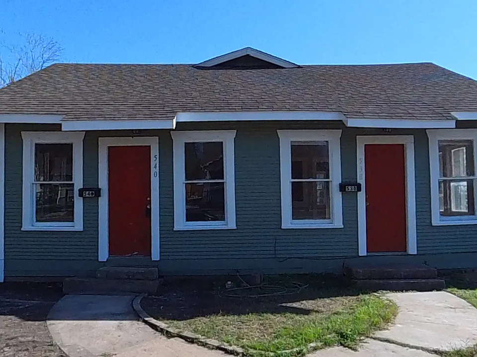 538 Kayton Ave #538