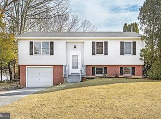 28 Burnside Dr, East Berlin, PA 17316