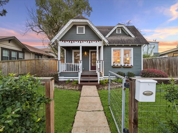 1305 Enid St, Houston, TX 77009