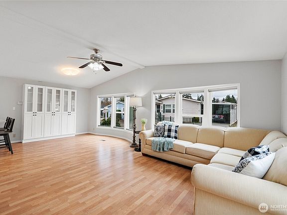 5th image of 32820 20th Ave S #24