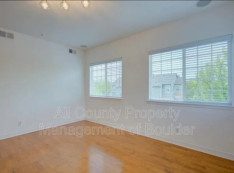 14300 Waterside Ln #J5 — Photo 7