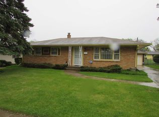 2324 Shelly Dr, Rockford, IL 61101