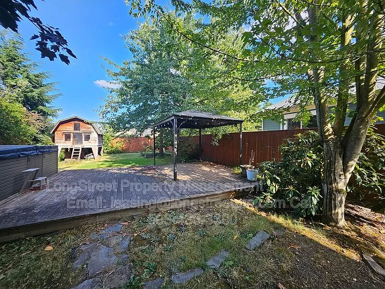 6458 NE 8th Ave — Photo 50
