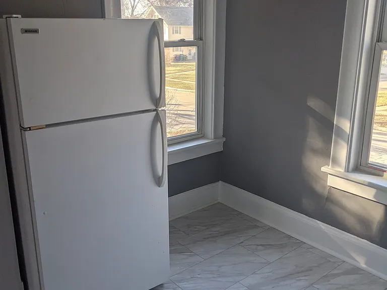 210 W Jackson Ave #3 — Photo 4