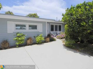 3211 Dover Rd, Pompano Beach, FL 33062