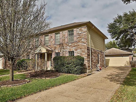2nd image of 10218 Tablerock Dr