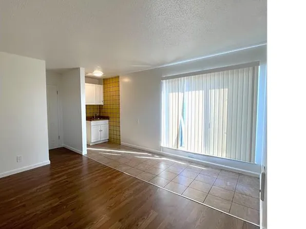 3201 Adeline St, Emeryville, CA