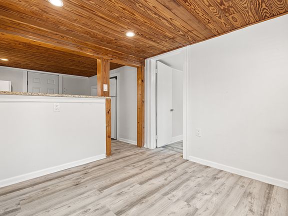 5th image of 1027 17th St N #3