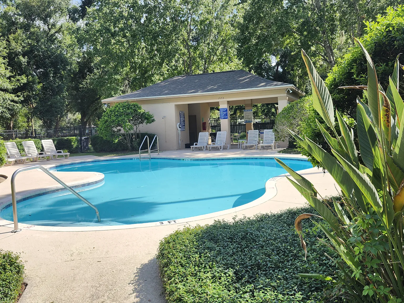 2 bed, 1.5 bath, 1142 sqft, $1,750 — Photo 2