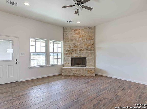 5th image of 105 TURNBERRY