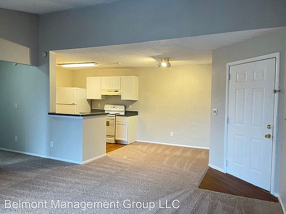 3rd image of 2102 Cascades Blvd Unit 301