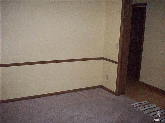 3rd image of 644 Deerpark Dr SW