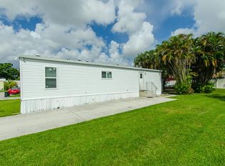 3885 Sheraton Cir, Boynton Beach, FL 33436