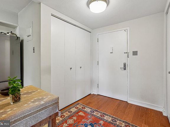 3rd image of 604 S Washington Sq APT 416