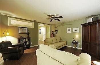 4th image of 11501 Oakwood Dr