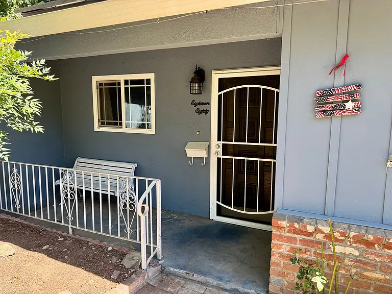 1880 Barnett Way — Photo 17