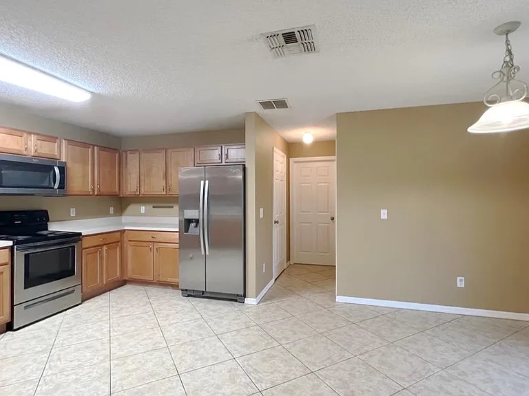 831 Horseshoe Falls Dr — Photo 8
