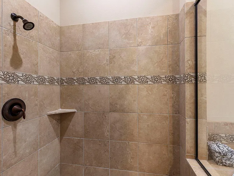 19 Driftdale Pl — Photo 36