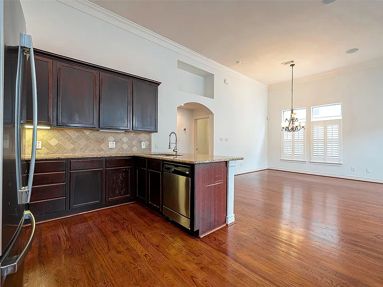 5608 Kansas St #B — Photo 8