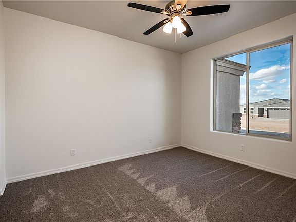 3rd image of 552 S San Pedro Road