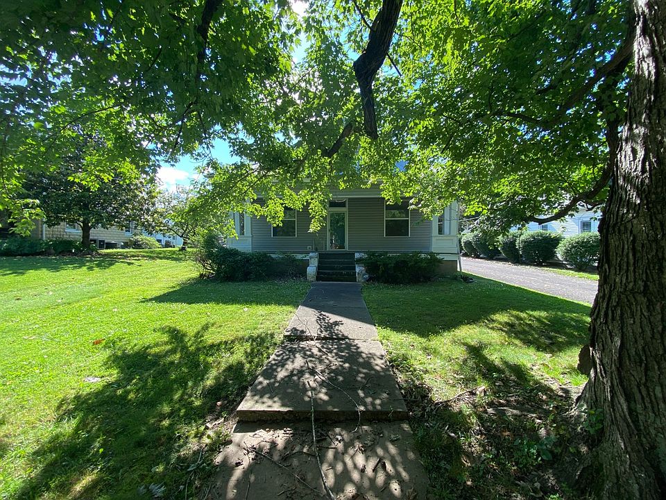 1st image of 109 Paradise St #0