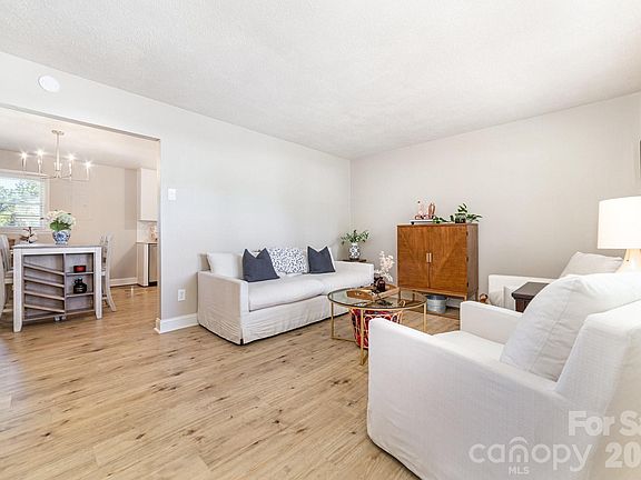 5th image of 115 Northcrest Dr