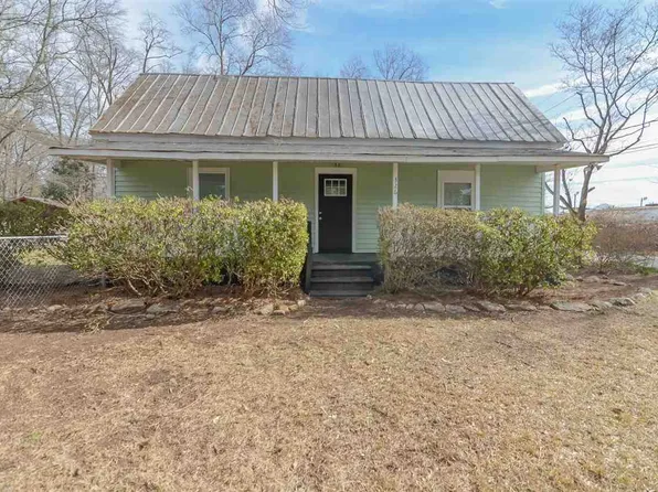 326 Drummond St, Woodruff, SC 29388