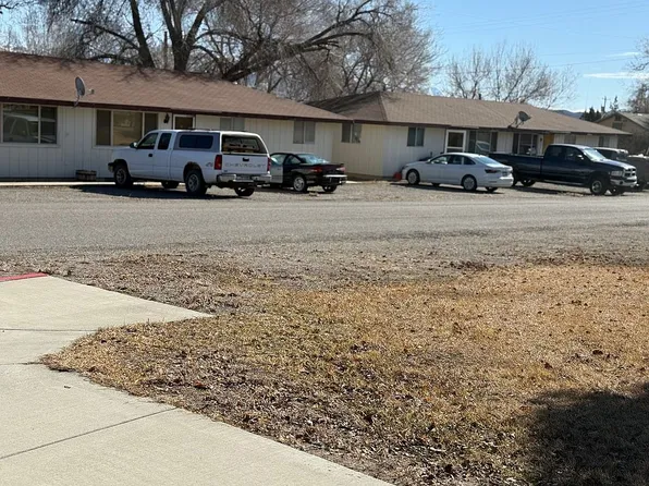 1011 Main St, Challis, ID 83226