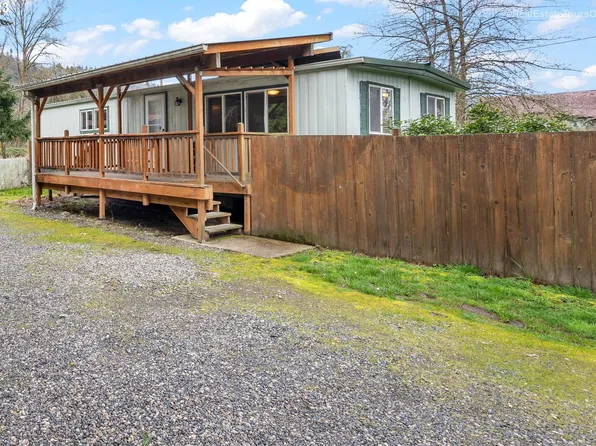 28944 Dike Rd, Rainier, OR 97048