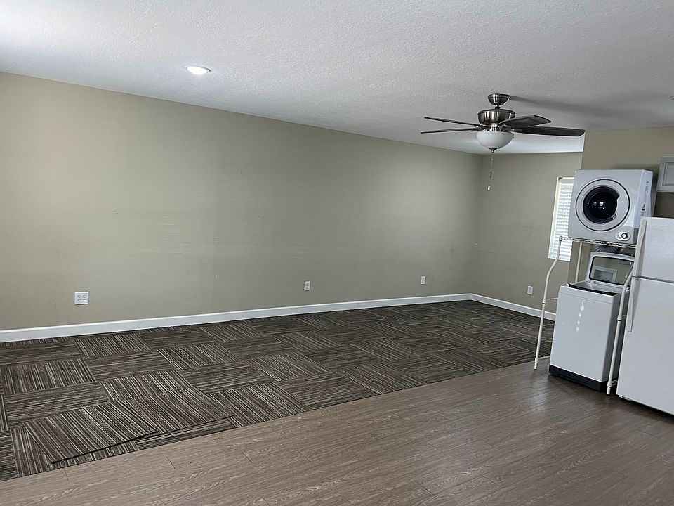 1st image of 1060 N Walker St #D