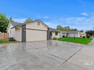 501 S Spoonbill Ave, Meridian, ID 83642