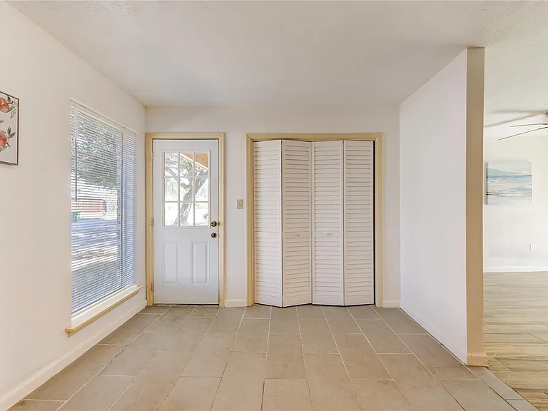 4403 Willow Beach Dr — Photo 25