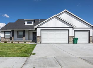 1830 Mesa Canyon Dr, Idaho Falls, ID 83401
