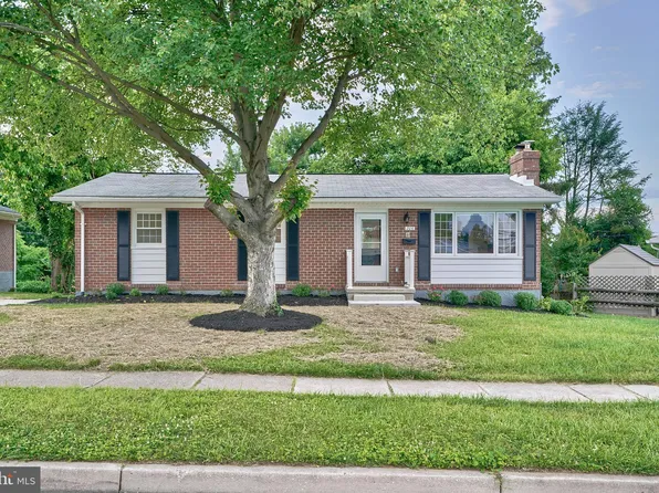 206 Chantrey Rd, Lutherville Timonium, MD 21093