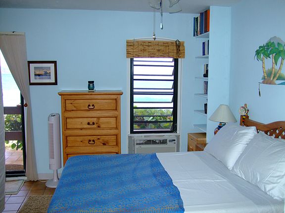 Bed room cross breeze 
