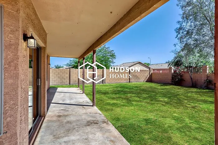 6411 S 23rd Ave — Photo 26