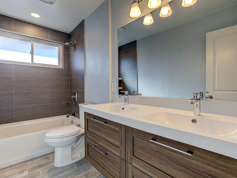 4600 W 41st Ave #A — Photo 1