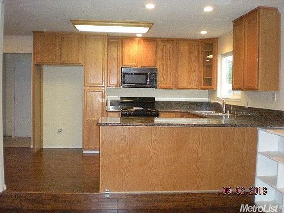 5th image of 2954 Coventry Dr
